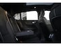 Volvo EC40 Single Motor Extended Range Plus Black Edition Panoramadak | Verwarmbare voorstoelen&stuurwiel | 360 graden camera | Premium audio by Harman Kardon | Adaptieve cruise control | Keyless entry | Warmtepomp