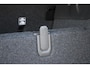 Volvo EC40 Single Motor Extended Range Plus Black Edition Panoramadak | Verwarmbare voorstoelen&stuurwiel | 360 graden camera | Premium audio by Harman Kardon | Adaptieve cruise control | Keyless entry | Warmtepomp