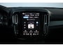 Volvo EC40 Single Motor Extended Range Plus Black Edition Panoramadak | Verwarmbare voorstoelen&stuurwiel | 360 graden camera | Premium audio by Harman Kardon | Adaptieve cruise control | Keyless entry | Warmtepomp