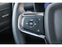 Volvo EC40 Single Motor Extended Range Plus Black Edition Panoramadak | Verwarmbare voorstoelen&stuurwiel | 360 graden camera | Premium audio by Harman Kardon | Adaptieve cruise control | Keyless entry | Warmtepomp