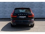 Volvo XC60 Recharge T6 AWD R-Design | Navigatie | Schuif-/Kanteldak | Head-Up Display | 360 Camera | Trekhaak | Adaptieve Cruise Control | Harman Kardon Audio | Stoel-/Stuurverwarming | Gelamineerd Glas Rondom | Park Assist | Memory | Elek. Stoelen | Zitverlenging | Dodehoekdetectie | 21" LM