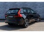 Volvo XC60 Recharge T6 AWD R-Design | Navigatie | Schuif-/Kanteldak | Head-Up Display | 360 Camera | Trekhaak | Adaptieve Cruise Control | Harman Kardon Audio | Stoel-/Stuurverwarming | Gelamineerd Glas Rondom | Park Assist | Memory | Elek. Stoelen | Zitverlenging | Dodehoekdetectie | 21" LM