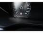 Volvo XC60 Recharge T6 AWD R-Design | Navigatie | Schuif-/Kanteldak | Head-Up Display | 360 Camera | Trekhaak | Adaptieve Cruise Control | Harman Kardon Audio | Stoel-/Stuurverwarming | Gelamineerd Glas Rondom | Park Assist | Memory | Elek. Stoelen | Zitverlenging | Dodehoekdetectie | 21" LM