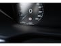 Volvo XC60 Recharge T6 AWD R-Design | Navigatie | Schuif-/Kanteldak | Head-Up Display | 360 Camera | Trekhaak | Adaptieve Cruise Control | Harman Kardon Audio | Stoel-/Stuurverwarming | Gelamineerd Glas Rondom | Park Assist | Memory | Elek. Stoelen | Zitverlenging | Dodehoekdetectie | 21" LM