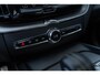 Volvo XC60 Recharge T6 AWD R-Design | Navigatie | Schuif-/Kanteldak | Head-Up Display | 360 Camera | Trekhaak | Adaptieve Cruise Control | Harman Kardon Audio | Stoel-/Stuurverwarming | Gelamineerd Glas Rondom | Park Assist | Memory | Elek. Stoelen | Zitverlenging | Dodehoekdetectie | 21" LM