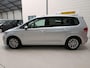 Volkswagen Touran 1.4 TSI Connected Series Pdc | Lmv | Panoramadak | Trekhaak | Keyless
