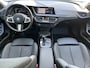 BMW 2-serie Gran Coupé 220i / Pano / Navigatie / App connect / Camera / Parkeersensoren V+A / Lichtmetaal 17 inch / Trekhaak /