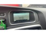 Volvo V40 2.0 D2 R-Design Business NWE D-RIEM / TREKHAAK / XENON / STOELVERW / NAVI / CLIMA / PDC / BLUETOOTH / CRUISE / NL-AUTO