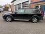 Volvo XC70 2.4 D5 220pk AWD|lage km. stand!|Trekhaak|Schadevrij|Erg mooie auto!