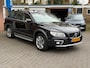 Volvo XC70 2.4 D5 220pk AWD|lage km. stand!|Trekhaak|Schadevrij|Erg mooie auto!
