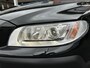 Volvo XC70 2.4 D5 220pk AWD|lage km. stand!|Trekhaak|Schadevrij|Erg mooie auto!