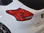 Ford Focus 1.0 ST-Line | Apple CarPlay | NAV | CC | Parkeersensoren voor & achter |