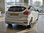 Ford Focus 1.0 ST-Line | Apple CarPlay | NAV | CC | Parkeersensoren voor & achter |