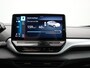 Volkswagen ID.4 Max 77 kWh panorama dak | SoH 89,4 % | Apple Carplay | Panorama dak | Achteruitrij camera | Parkeersensoren voor en achter | Wifi | Spraakbediening | Voorstoelen verwarmd | Warmtepomp |