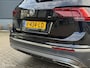 Volkswagen Tiguan 1.4 TSI ACT Highline Business R - Dsg - Virtual - Trekhaak -