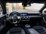 Mercedes-Benz A-klasse 180 Business Solution AMG | Apple Carplay/Camera/18-inch/Navigatie/Trekhaak afn.