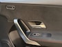Mercedes-Benz A-klasse 180 Business Solution AMG | Apple Carplay/Camera/18-inch/Navigatie/Trekhaak afn.