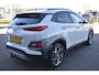 Hyundai Kona 1.6 GDI HEV Premium | Trekhaak | Climate Control | Adaptieve Cruise Control | Stoelverwarming & Stoelventilatie | LMV | Navigatie | Achteruitrijcamera | Apple Carplay/Android Auto |
