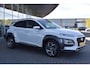 Hyundai Kona 1.6 GDI HEV Premium | Trekhaak | Climate Control | Adaptieve Cruise Control | Stoelverwarming & Stoelventilatie | LMV | Navigatie | Achteruitrijcamera | Apple Carplay/Android Auto |