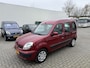 Renault Kangoo 1.6-16V Privilège Rolstoelauto - Airco - Bodemverlanging - Knielsysteem - Weinig Kilometers - NAP