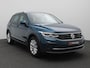 Volkswagen Tiguan 1.5 TSI Life Business 150PK DSG Trekhaak, Achteruitrijcamera, Keyless, Navi, Adaptieve Cruise Control, Stoelverwarming, Elektr. Achterklep, 17" LM Velgen