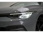 Volkswagen Golf 1.0 eTSI 110pk Life Business | Schuifdak | Navigatie | Sfeerverlichting | Adaptive Cruise | Apple Carplay