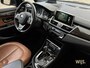BMW 2-Serie Gran Tourer 220i Luxury|NL AUTO|1e EIG|Pano|Leder|Camera|Led|Goed onderhouden