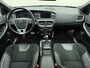 Volvo V40 T3 153pk Automaat Polar+ Sport / Harman&Kardon Audio / Keyless / Panoramadak / Stoelverwarming / Nubuck / Trekhaak / PDC + Camera /