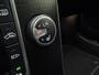 Volvo V40 T3 153pk Automaat Polar+ Sport / Harman&Kardon Audio / Keyless / Panoramadak / Stoelverwarming / Nubuck / Trekhaak / PDC + Camera /