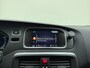 Volvo V40 T3 153pk Automaat Polar+ Sport / Harman&Kardon Audio / Keyless / Panoramadak / Stoelverwarming / Nubuck / Trekhaak / PDC + Camera /