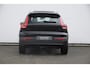 Volvo XC40 B3 177PK Automaat Plus Black Edition / Adaptive cruise control / Elektrische stoelen / Harman Kardon audio / Pilot assist / BLIS / Stoel en stuur verwarming / Elektrische achterklep / Parkeersensoren met camera / Google infotainment