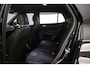Volkswagen T-Cross R-Line Edition 1.5 TSI 150pk DSG Automaat Trekhaak, Black style, Adaptive cruise control, LED matrix koplampen, Navigatie, Parkeersensoren