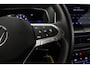 Volkswagen T-Cross R-Line Edition 1.5 TSI 150pk DSG Automaat Trekhaak, Black style, Adaptive cruise control, LED matrix koplampen, Navigatie, Parkeersensoren
