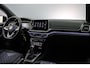 Volkswagen T-Cross R-Line Edition 1.5 TSI 150pk DSG Automaat Trekhaak, Black style, Adaptive cruise control, LED matrix koplampen, Navigatie, Parkeersensoren
