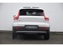 Volvo XC40 B4 211PK Automaat Inscription / Elektrische stoelen met geheugen / Keyless entry / Elektrische achterklep / Harman Kardon audio / Parkeersensoren met camera / stoel - en stuurwielverwarming /