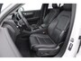 Volvo XC40 B4 211PK Automaat Inscription / Elektrische stoelen met geheugen / Keyless entry / Elektrische achterklep / Harman Kardon audio / Parkeersensoren met camera / stoel - en stuurwielverwarming /