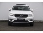 Volvo XC40 B4 211PK Automaat Inscription / Elektrische stoelen met geheugen / Keyless entry / Elektrische achterklep / Harman Kardon audio / Parkeersensoren met camera / stoel - en stuurwielverwarming /