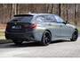 BMW 3-Serie Touring 330e High Executive M-Sport | Pano | HUD | Laser | Adap Cruise | Elektr. trekhaak | Adap onderstel | Elektr. stoel memory | Hifi | Camera | Keyless | Grootlichtassistent | Etc.