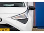 Toyota Aygo 1.0 VVT-i x-fun | Airco | Bluetooth | Elektrische ramen voor | Centrale deurvergrendeling | Airco | Bluetooth telefoonvoorbereiding | Elektrische ramen voor