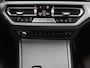 BMW 3-Serie 330e Business Edition Plus | Sportstoelen | Leder | Adaptive cruise | Stoelverwarming | Carplay | Stuurverwarming | Navigatie | Parkeerhulp | Full LED | Live Cockpit | Individual Aventurinrot metallic | PHEV | Plug In