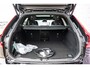 Volvo XC60 2.0 T6 Plug-in hybrid AWD Ultra Black Edition | Facelift | Harman Kardon Audio | Head-up Display | 360 Graden Camera | Panoramadak | Lichtmetalen Velgen 21 inch | Elektrisch Verstelbare Voorstoelen | Keyless Entry | BLIS