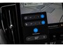 Volvo XC60 2.0 T6 Plug-in hybrid AWD Ultra Black Edition | Facelift | Harman Kardon Audio | Head-up Display | 360 Graden Camera | Panoramadak | Lichtmetalen Velgen 21 inch | Elektrisch Verstelbare Voorstoelen | Keyless Entry | BLIS