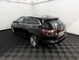 Renault Megane Estate 1.2 TCe Série Signature Exclusiv Leder, Camera, Navi, Bose geluidsysteem, Keyless start, Cruise control, Lichtmetalen velgen, Stoelverwarming