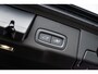 Volvo XC60 2.0 T6 Plug-in hybrid AWD Ultra Black Edition | Facelift | Harman Kardon Audio | Head-up Display | 360 Graden Camera | Panoramadak | Lichtmetalen Velgen 21 inch | Elektrisch Verstelbare Voorstoelen | Keyless Entry | BLIS
