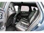 Volvo XC60 2.0 T6 Plug-in hybrid AWD Ultra Black Edition | Facelift | Harman Kardon Audio | Head-up Display | 360 Graden Camera | Panoramadak | Lichtmetalen Velgen 21 inch | Elektrisch Verstelbare Voorstoelen | Keyless Entry | BLIS