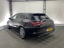 Mercedes-Benz CLA Shooting Brake 180 Business Solution Luxury Automaat | Pano-Dak | Apple CarPlay | Leder | Dodehoek Det. | DAB |