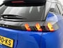 Peugeot e-2008 EV GT Pack 50 kWh 136pk Automaat | 1ste Eigenaar | Navigatie | Climate Control | Adaptieve Cruise Control | Camera | 18"LMV | LED | Keyless Entry/Start | Apple Carplay/Android Auto |