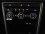 Volkswagen T-Roc 1.0 TSI Style Business | Adaptive cruise | Carplay | Navigatie | DAB | Climate control | Bluetooth | Parkeerhulp