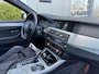 BMW 5-Serie Touring 520d * Leder * Panoramadak * M Pakket * Dealer Onderhouden