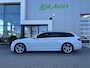 BMW 5-Serie Touring 520d * Leder * Panoramadak * M Pakket * Dealer Onderhouden